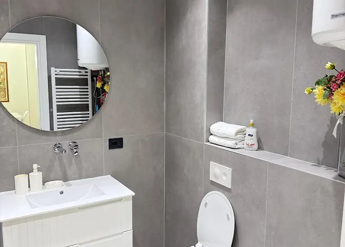 Modern Near Center Apartment